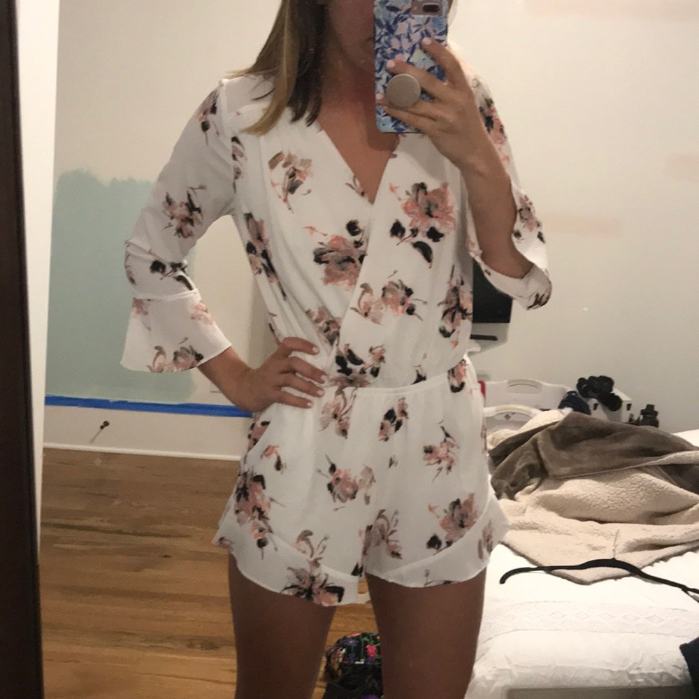 One Clothing - Floral Romper